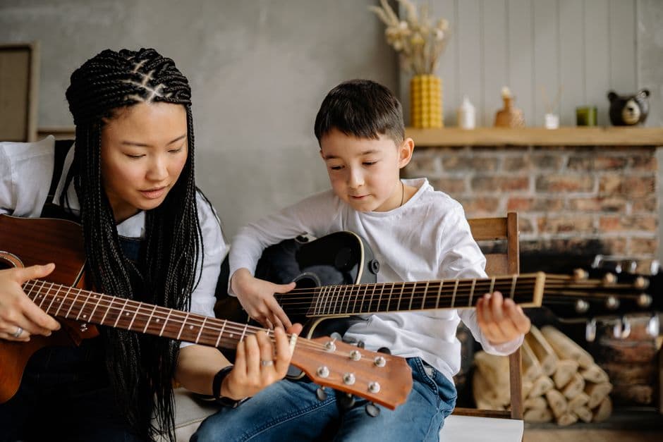 Guitar student in a lesson near Milton, GA