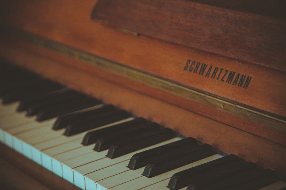 Piano keys in close up, piano lessons serving Berkeley Lake, GA