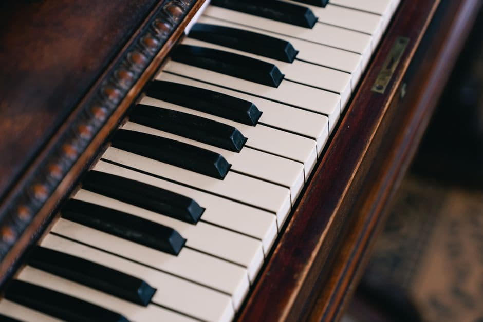Piano keys in close up, piano lessons serving Peachtree Corners, GA