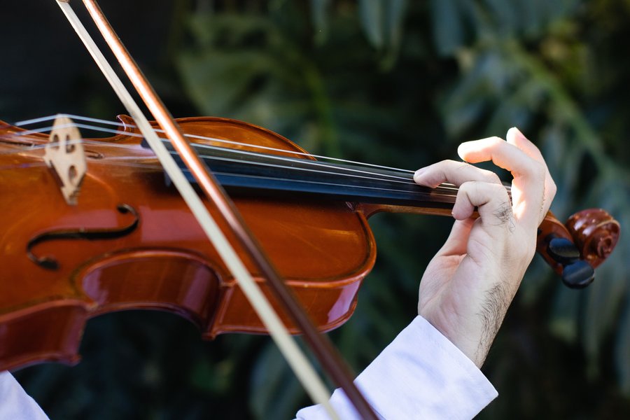 Guitar lessons for teens and adults in Suwanee area